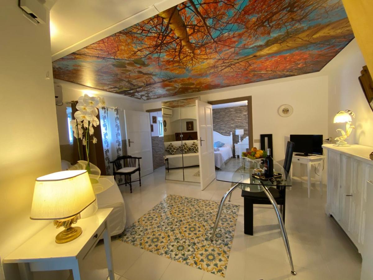 Villa Don Mimi Guarnaschelli La Dependace Taormina Buitenkant foto